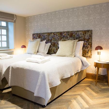 The Legh Arms Prestbury Bed & Breakfast แม็กเคิลสฟิลด์ ภายนอก รูปภาพ