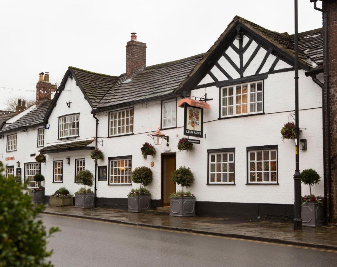 The Legh Arms Prestbury Bed & Breakfast แม็กเคิลสฟิลด์ ภายนอก รูปภาพ